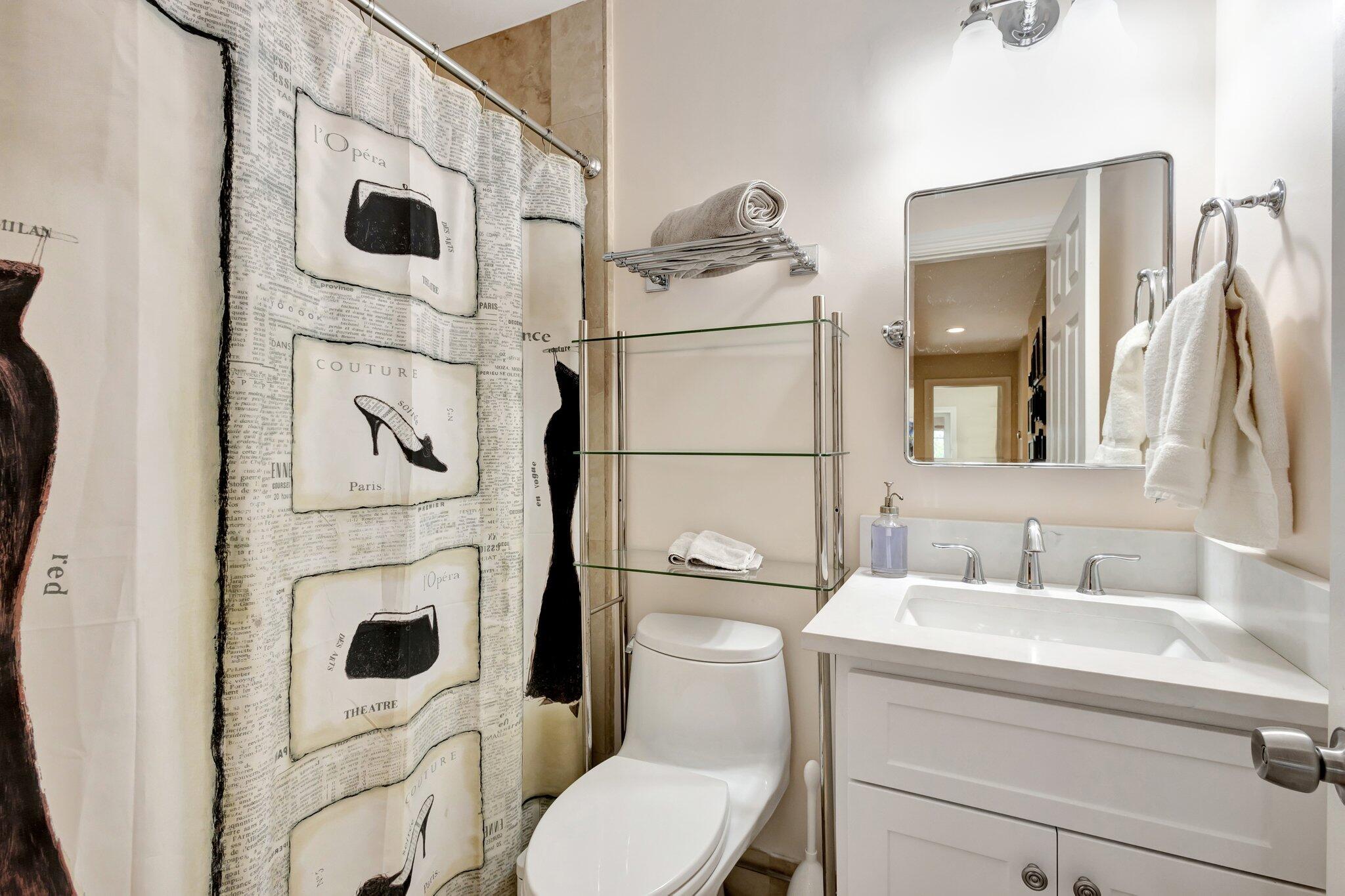 CHEVY CHASE - Residential