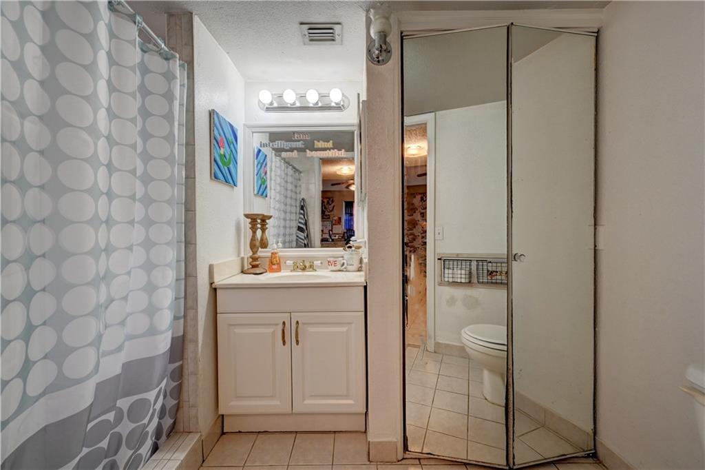 CORAL PLAZA CONDO PHASE I - Residential