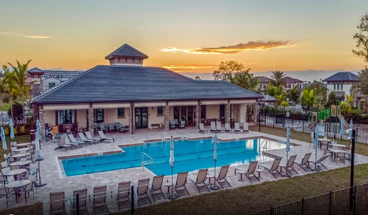 FIELDS AT GULFSTREAM POLO - Residential