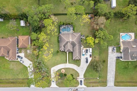 A home in Loxahatchee