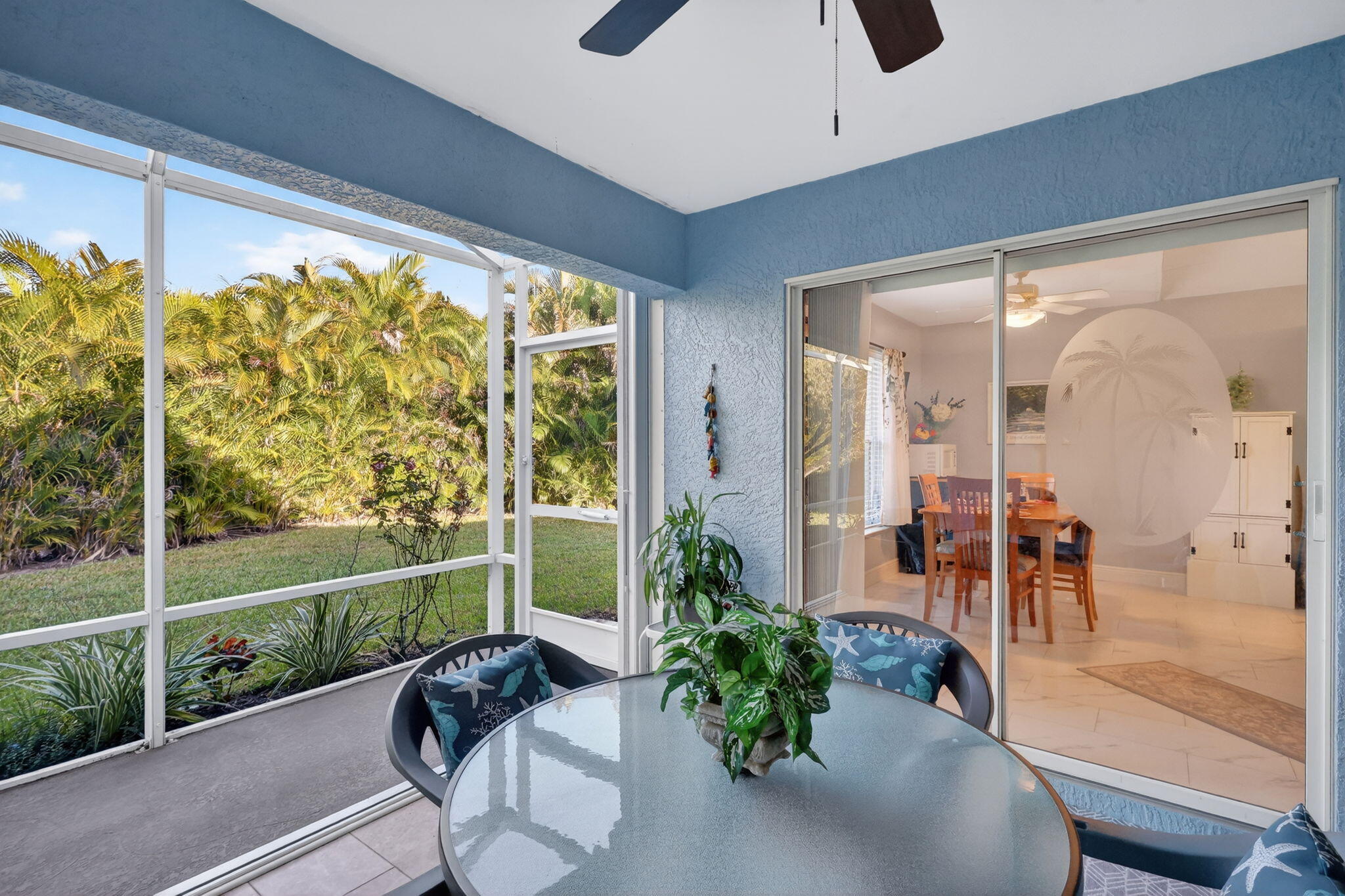 EMERALD LAKES - Residential