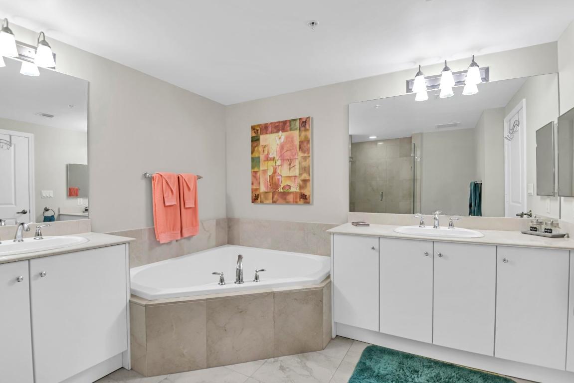 CASA COSTA CONDO - Residential