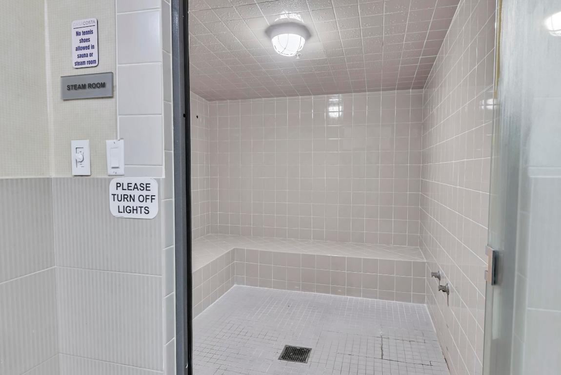 CASA COSTA CONDO - Residential