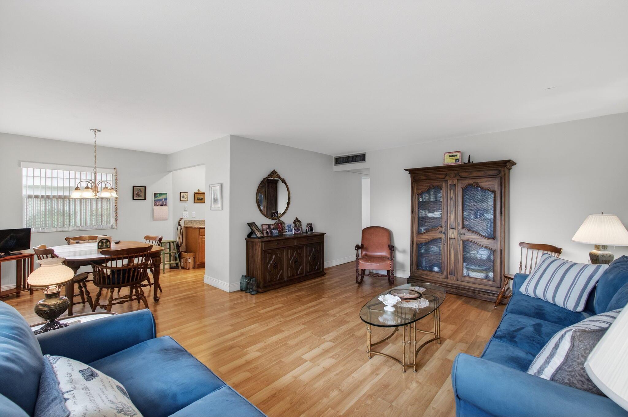 KINGS POINT SEVILLE CONDO - Residential