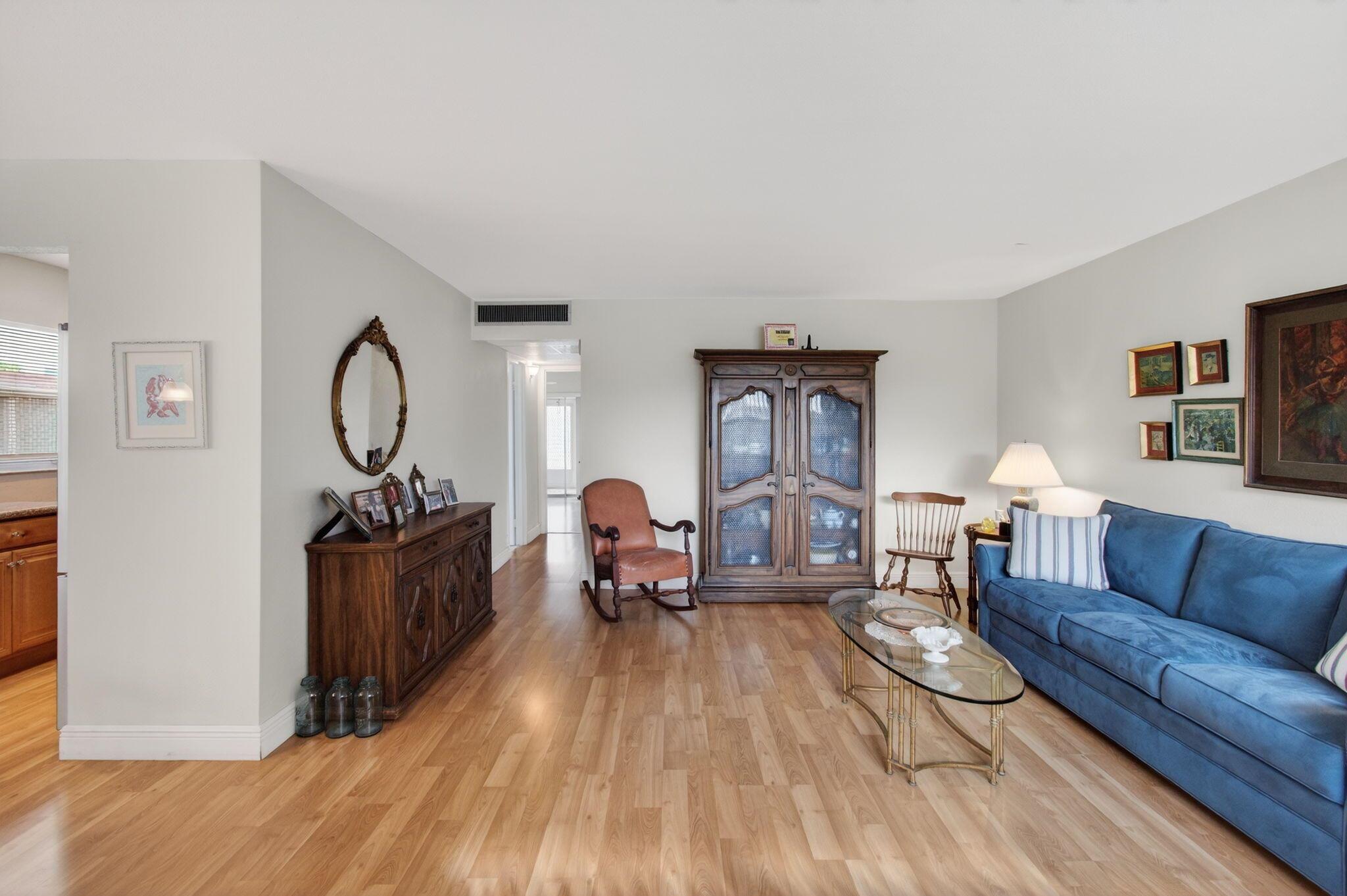 KINGS POINT SEVILLE CONDO - Residential