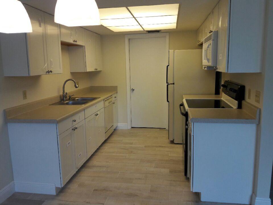 JUPITER LAKES VILLAS CONDO I AND II - Residential Lease