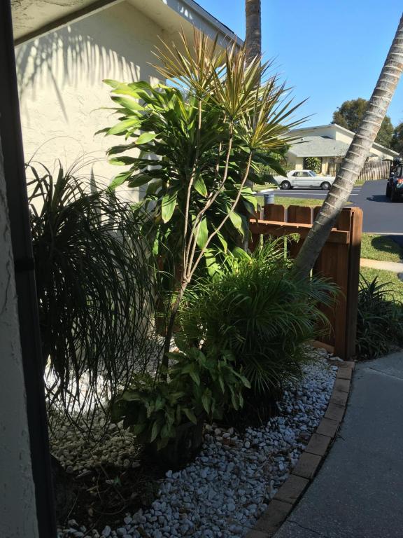 JUPITER LAKES VILLAS CONDO I AND II - Residential Lease