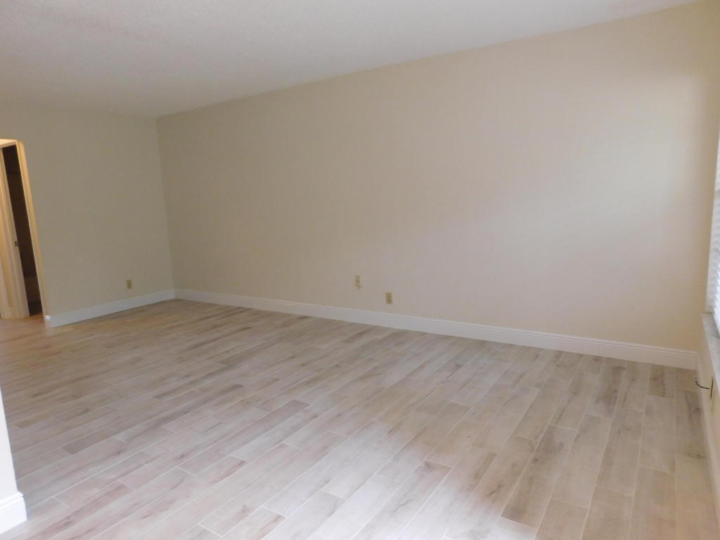 JUPITER LAKES VILLAS CONDO I AND II - Residential Lease