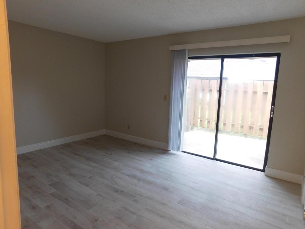 JUPITER LAKES VILLAS CONDO I AND II - Residential Lease