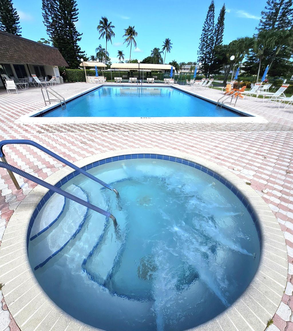 Photo of 1141 Violet Terrace #201, Delray Beach, FL 33445 (MLS # B26031817)