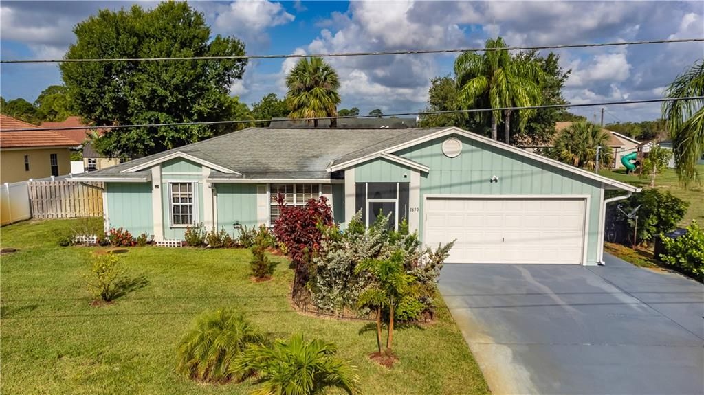 Photo of 1650 SW Cashmere Blvd, Port St Lucie, FL 34953 (MLS # F10377625)