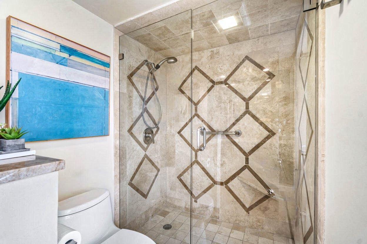 OLD PORT COVE HARBOR VILL - Residential