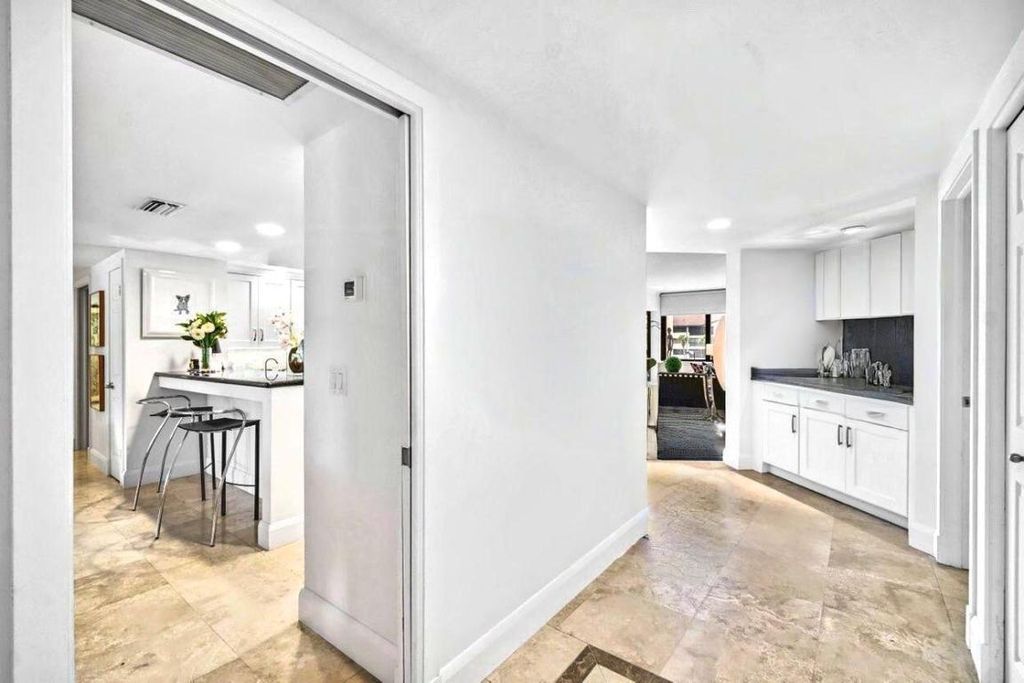 Photo of 1141 Marine Way E #H3l, North Palm Beach, FL 33408 (MLS # R11119011)