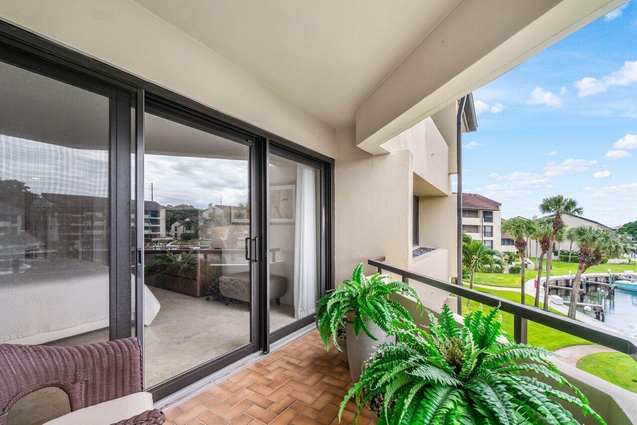 OLD PORT COVE HARBOR VILL - Residential