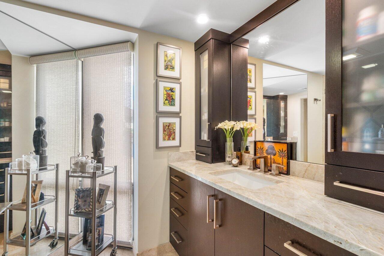 OLD PORT COVE HARBOR VILL - Residential