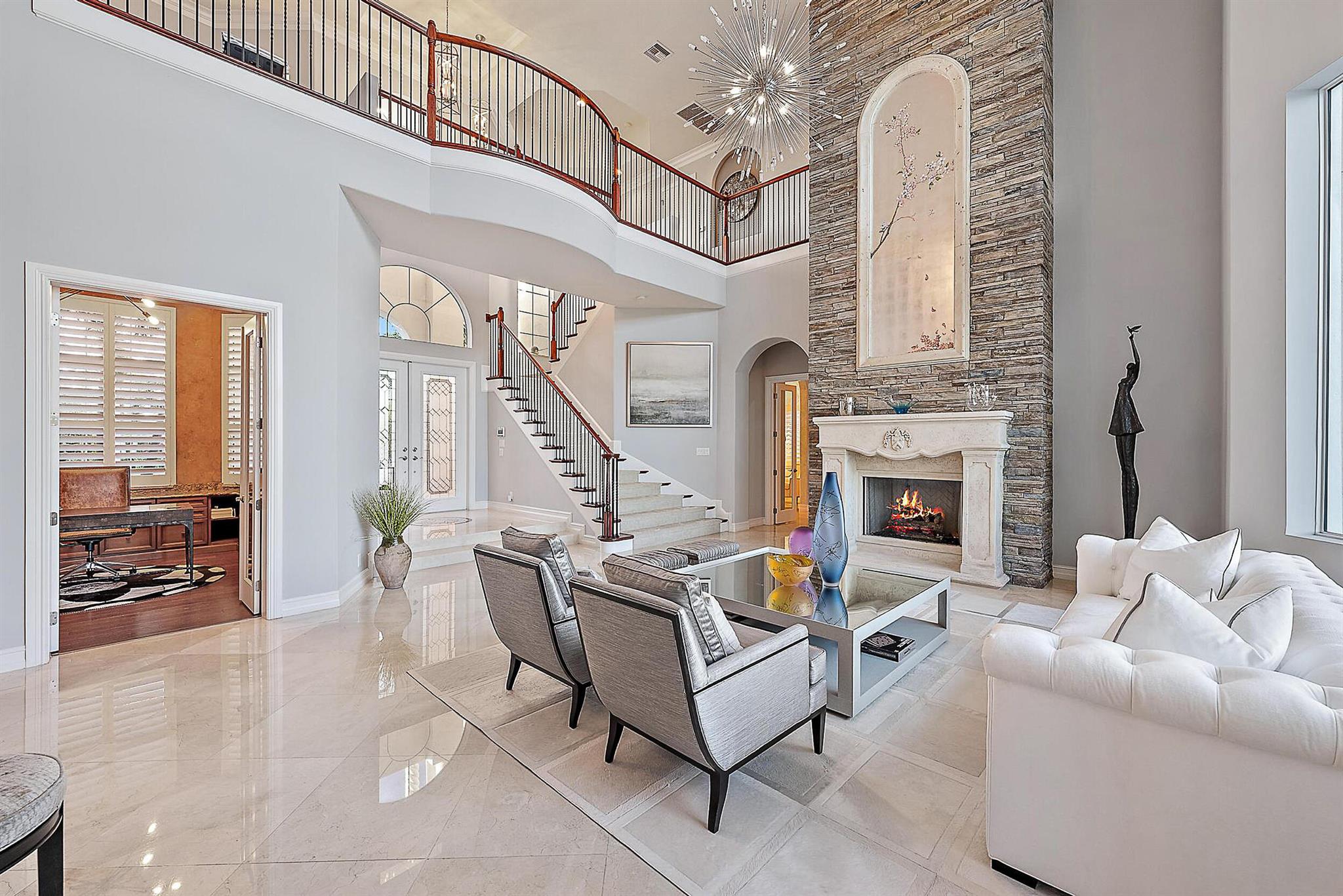 Jupiter Country Club - Residential