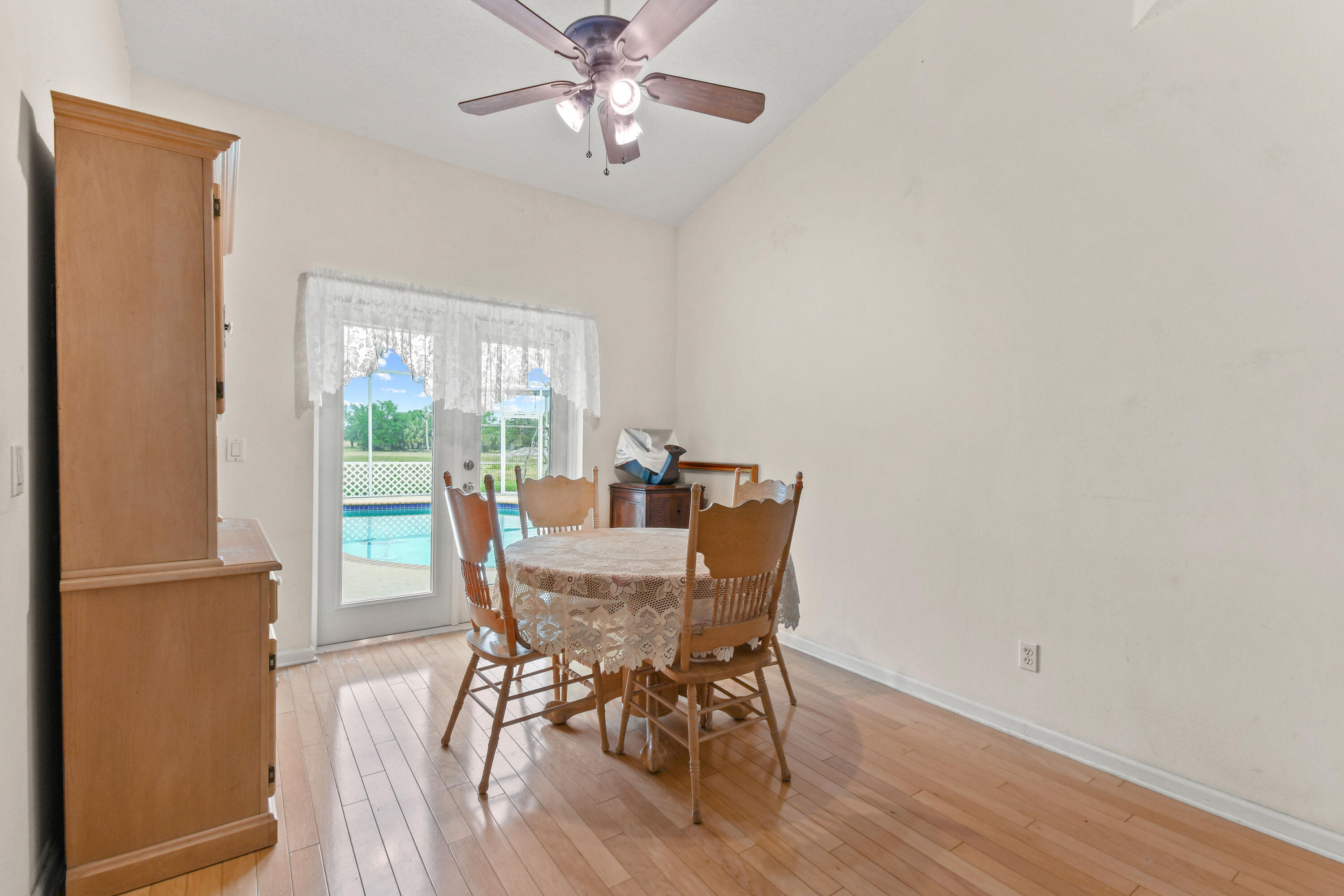 METES AND BOUNDS - Residential