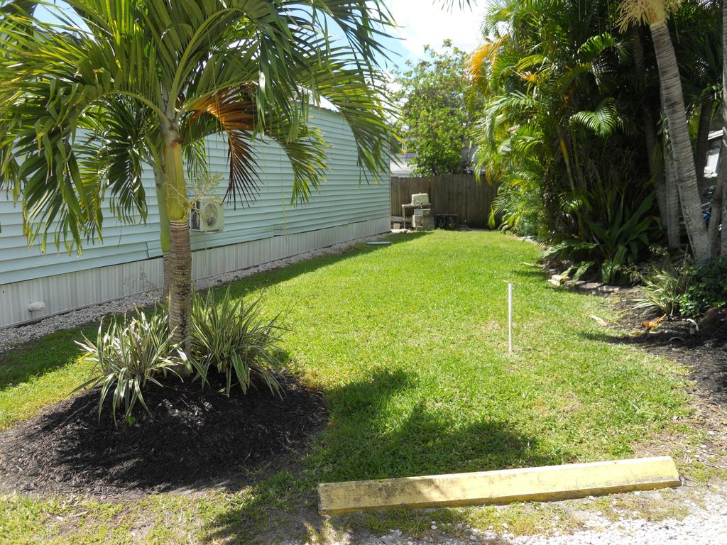 Photo of 4633 SW 73rd Avenue #17, Davie, FL 33314 (MLS # B26018136)