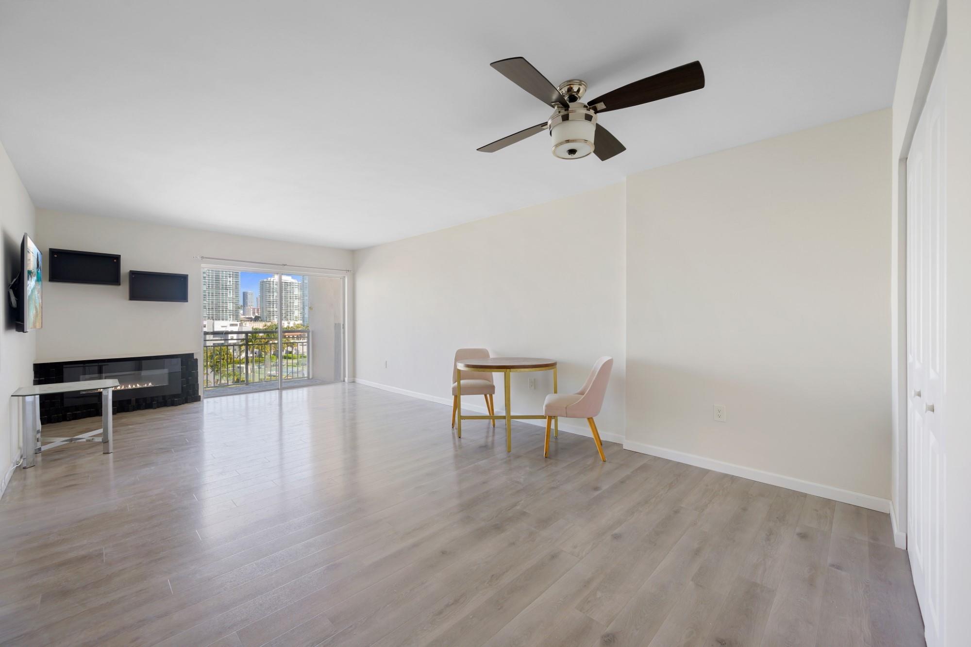 COASTAL TOWERS CONDO - Residential