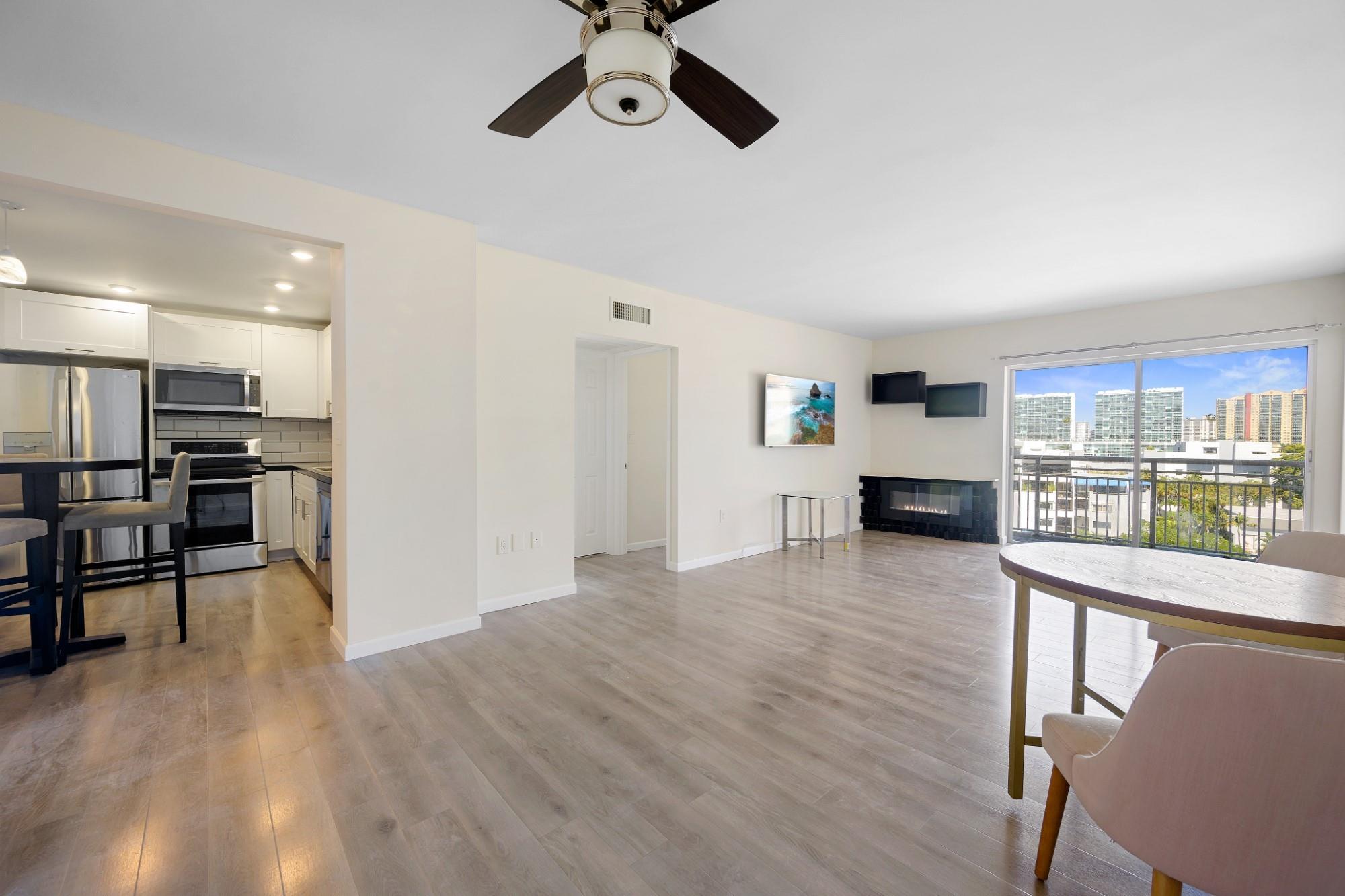 COASTAL TOWERS CONDO - Residential