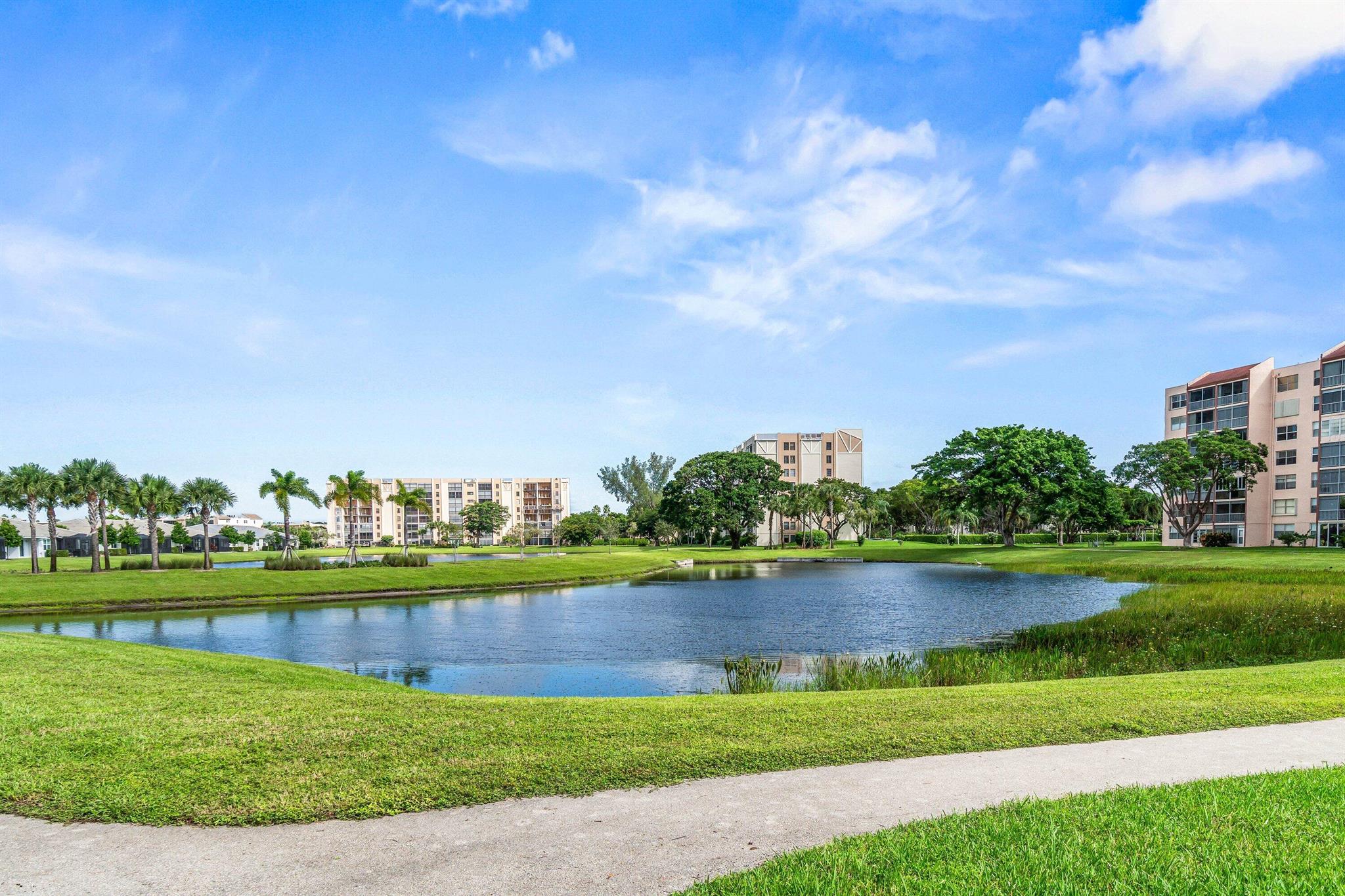Villages of Oriole Bonair - Residential