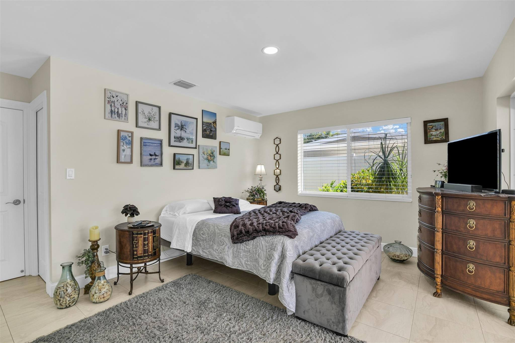 The Cove 32-48 B - Residential