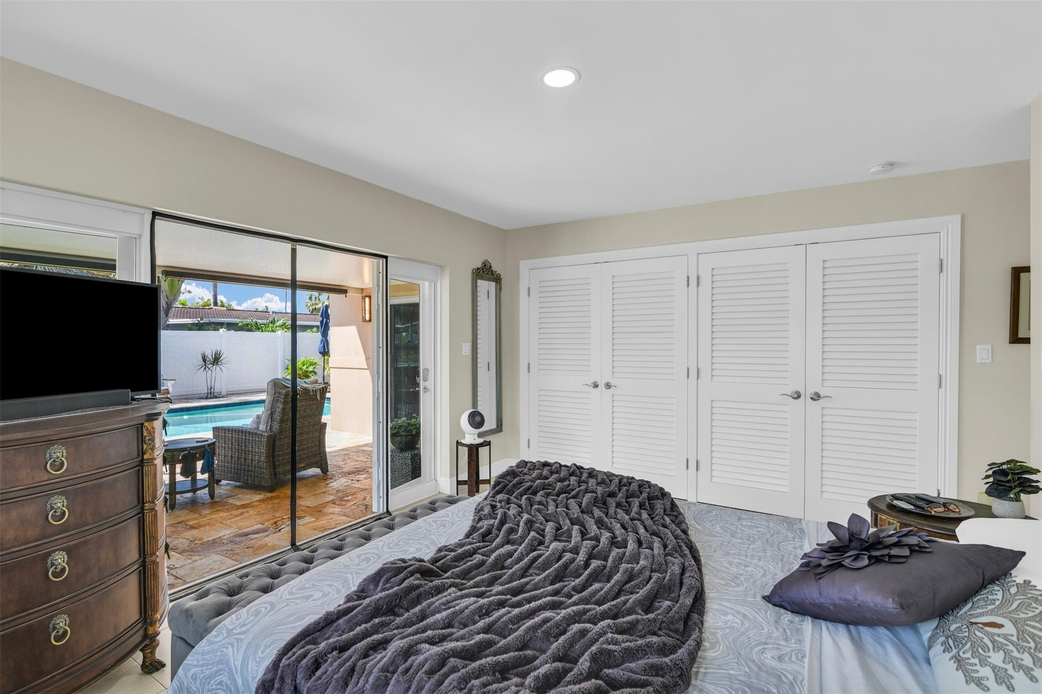 The Cove 32-48 B - Residential