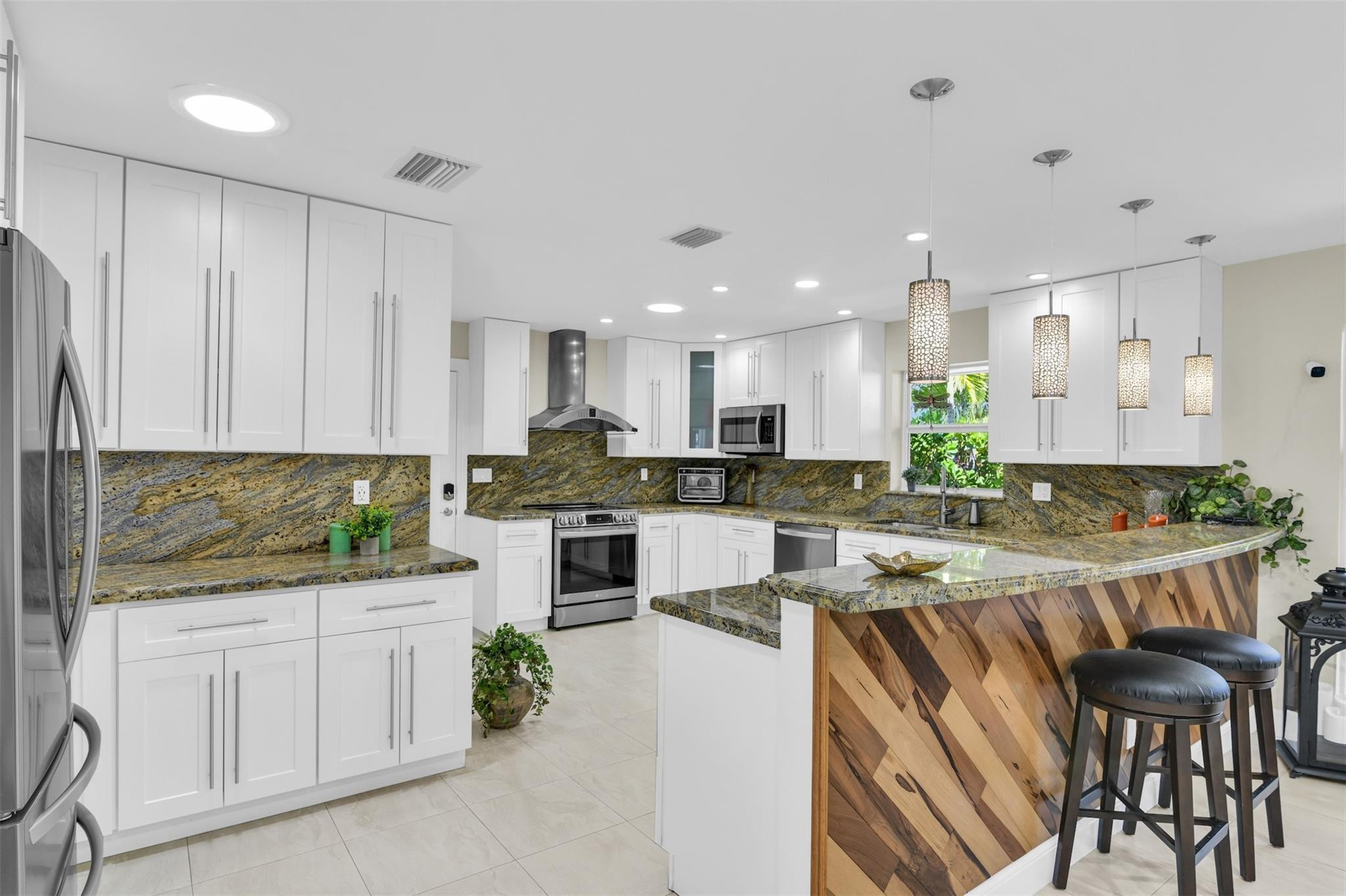 The Cove 32-48 B - Residential