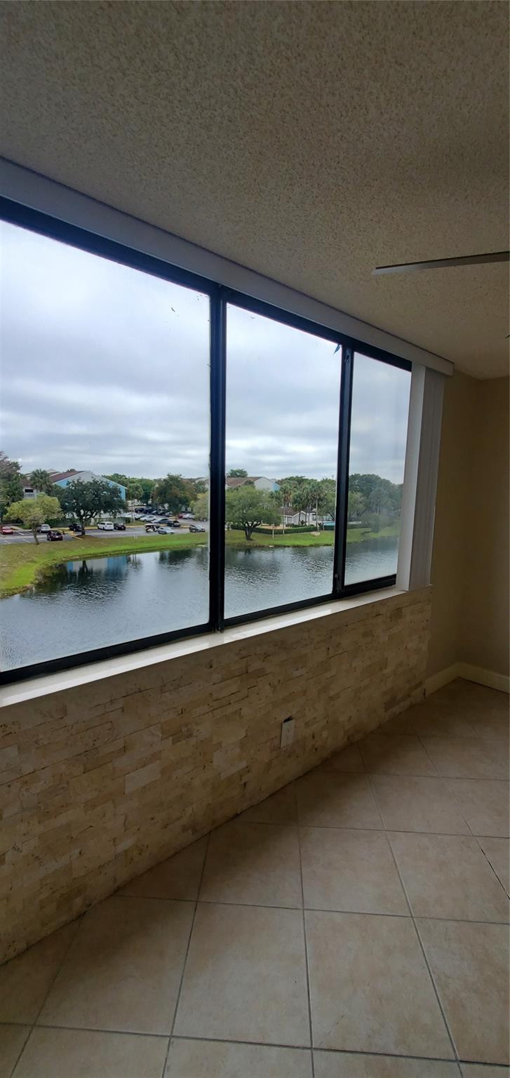 The Eaton At Hamptons Wes - Residential Lease