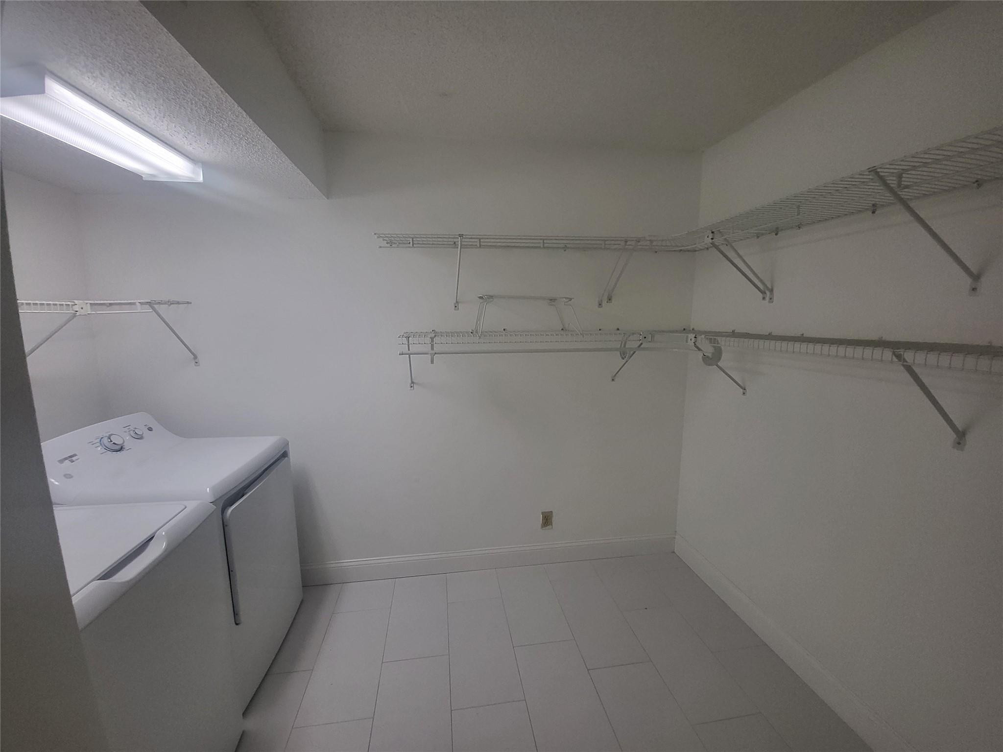 The Eaton At Hamptons Wes - Residential Lease