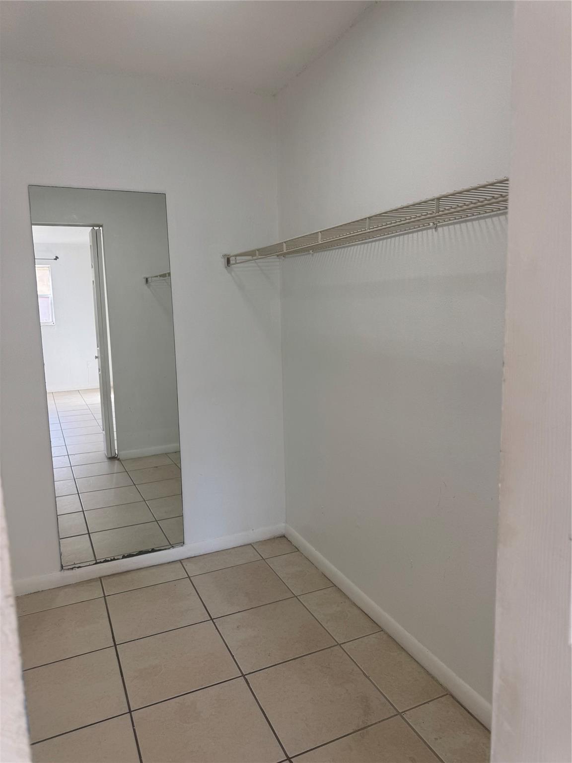 Sunset Hills I Condo - Residential Lease