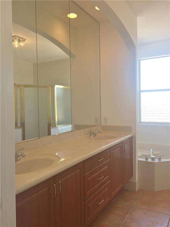 SUNSET LAKES PLAT TWO - Residential