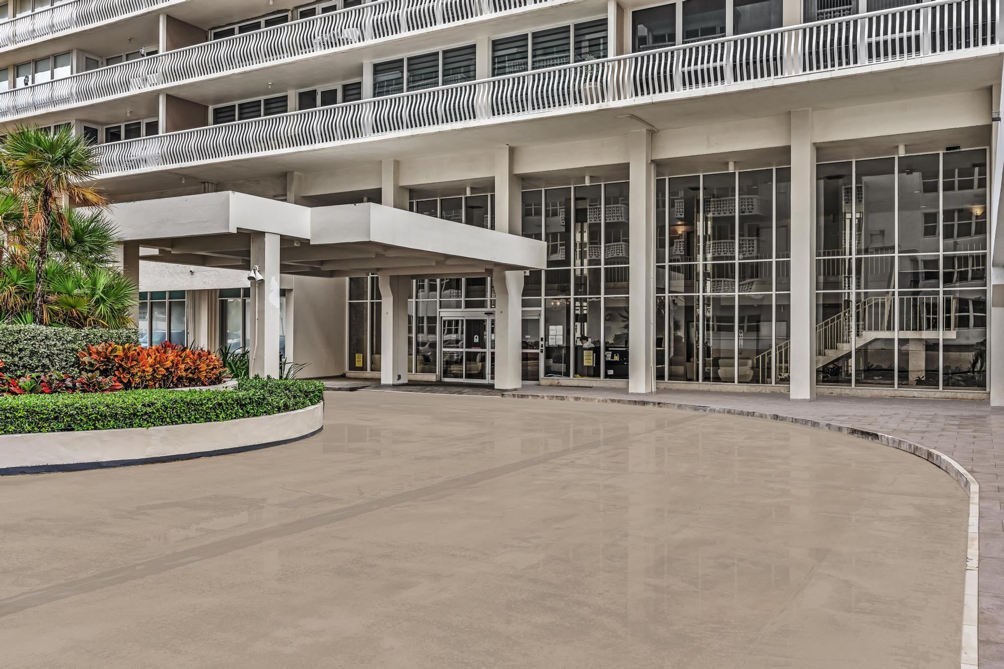 4020 Galt Ocean Drive 703