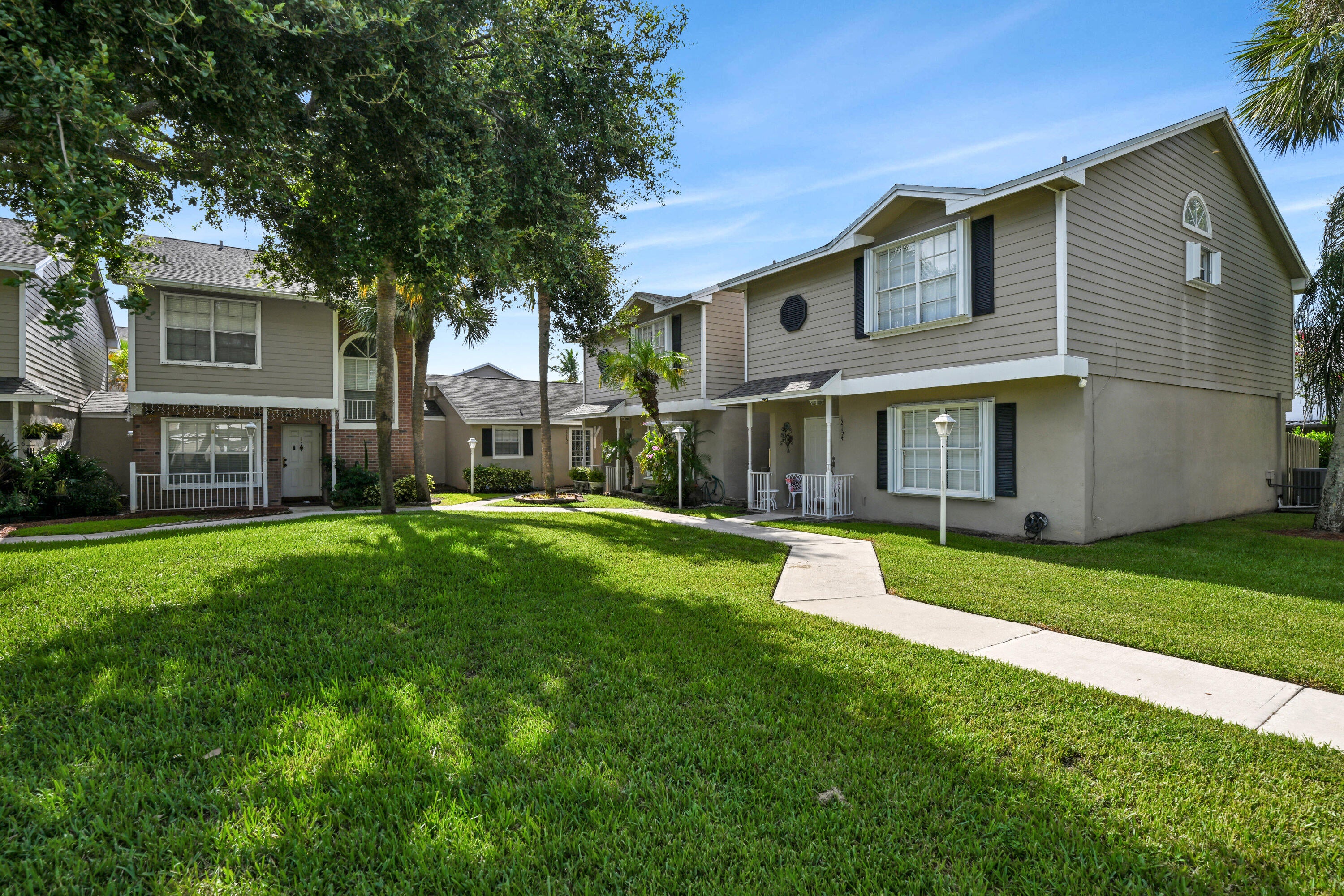 12152 NW 36th Place