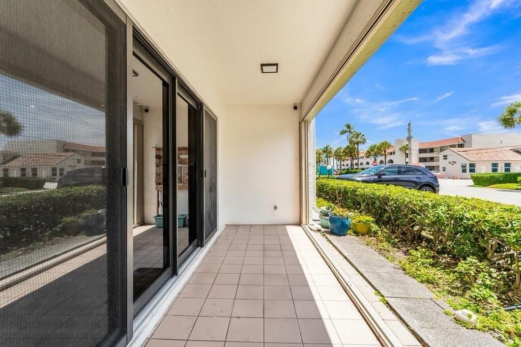 BY-THE-SEAS CONDO - Residential