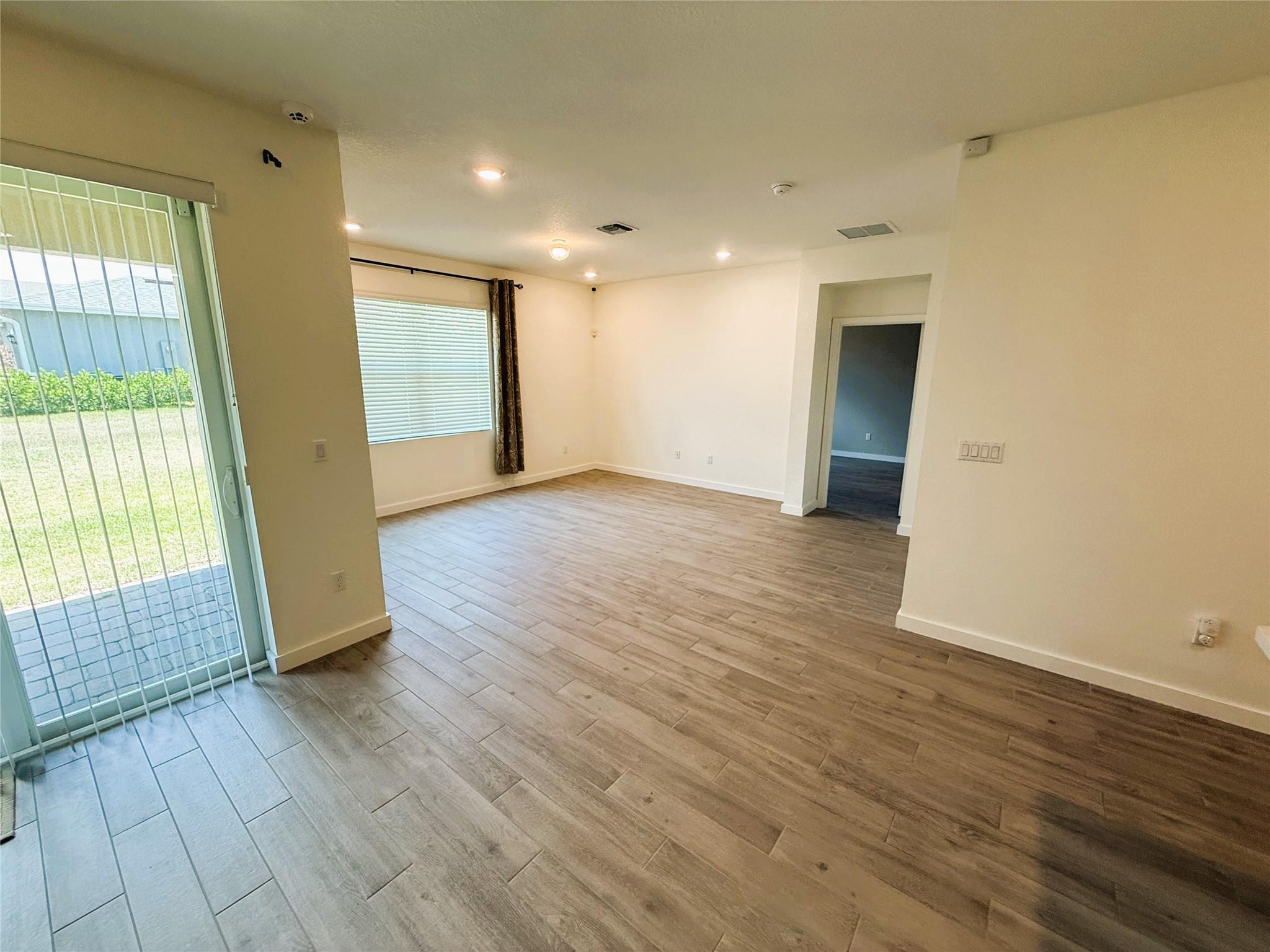 SEAWALK - Residential Lease