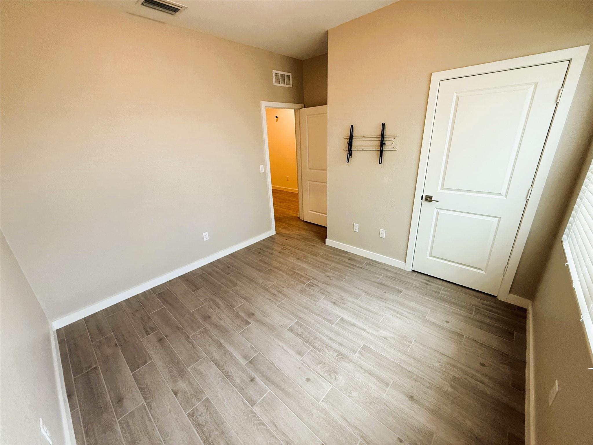 SEAWALK - Residential Lease