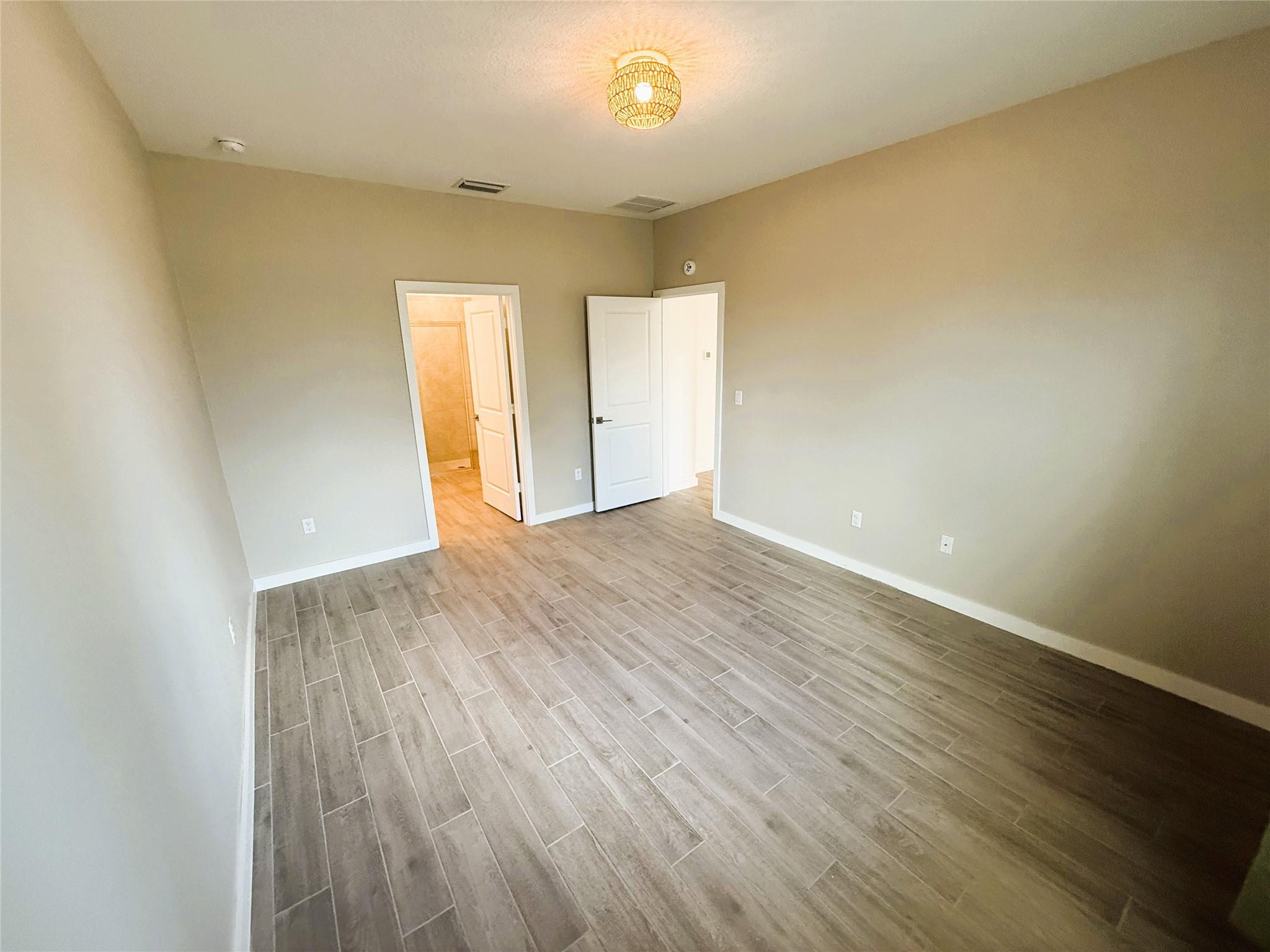 SEAWALK - Residential Lease