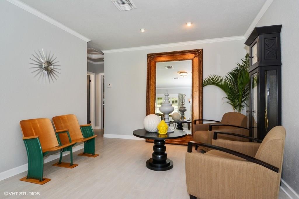 Poinsettia Heights - Residential