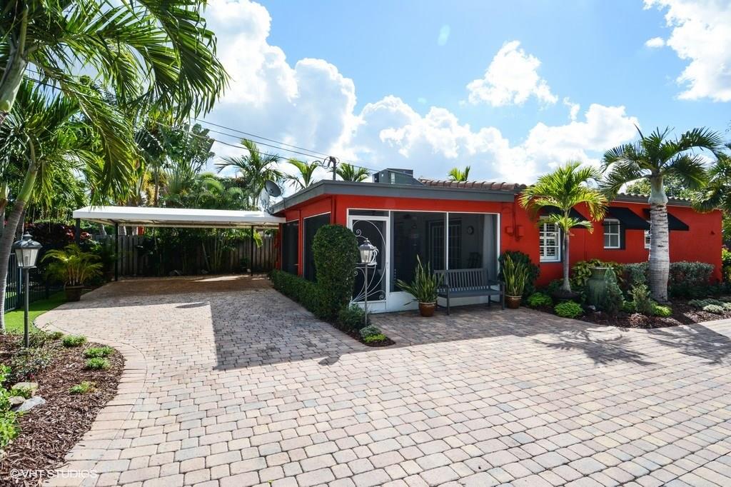 Poinsettia Heights - Residential