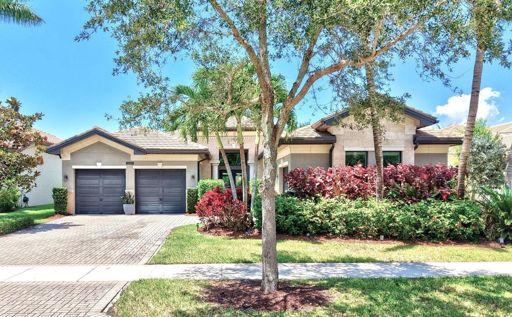 Photo of 9288 Tropez Lane, Delray Beach, FL 33446 (MLS # R11090860)
