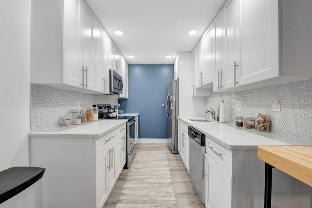 Photo of 10164 40th Way S #256, Boynton Beach, FL 33436 (MLS # R11092106)