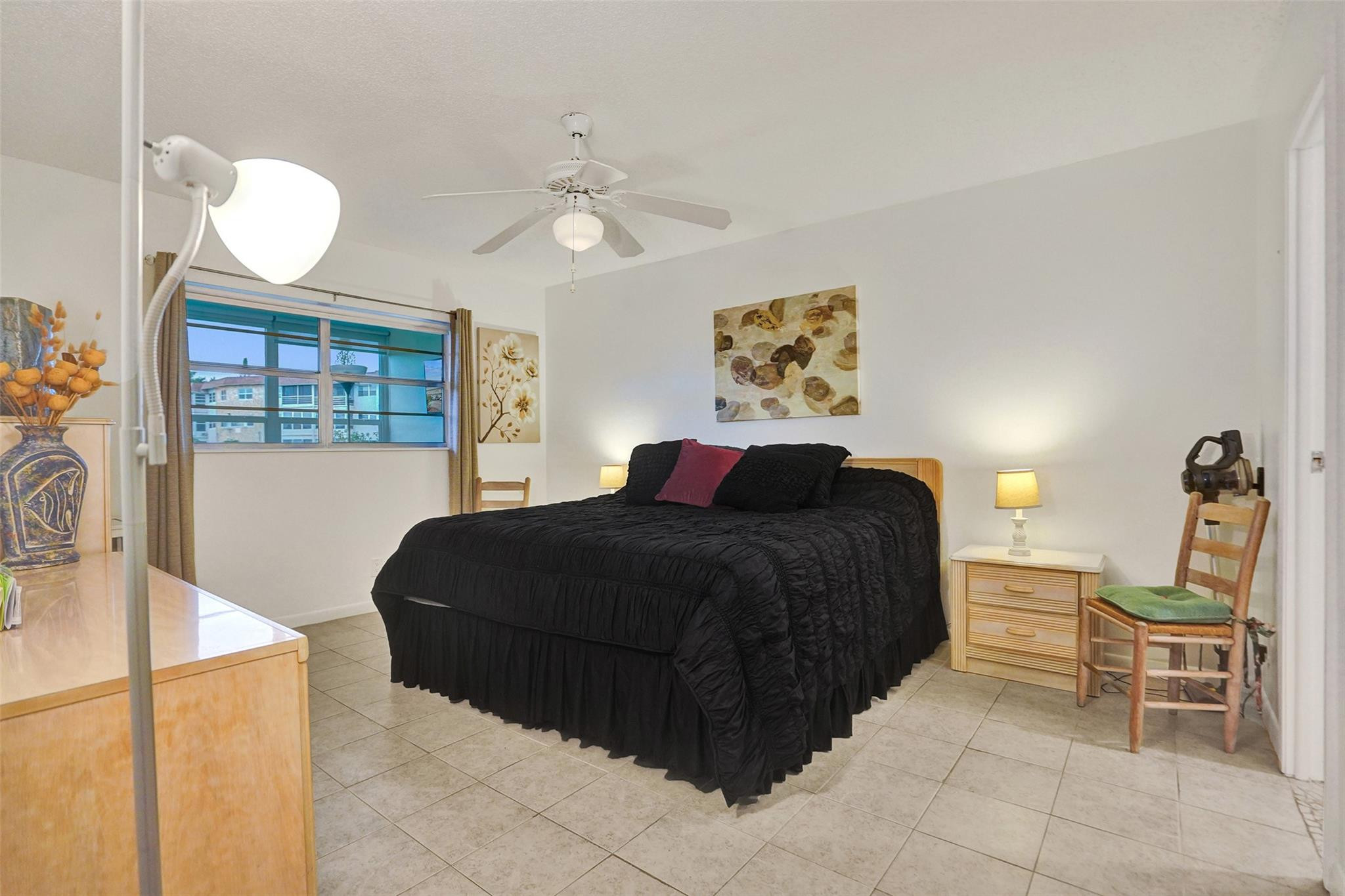 SEAGRAPE GARDENS CONDO - Residential