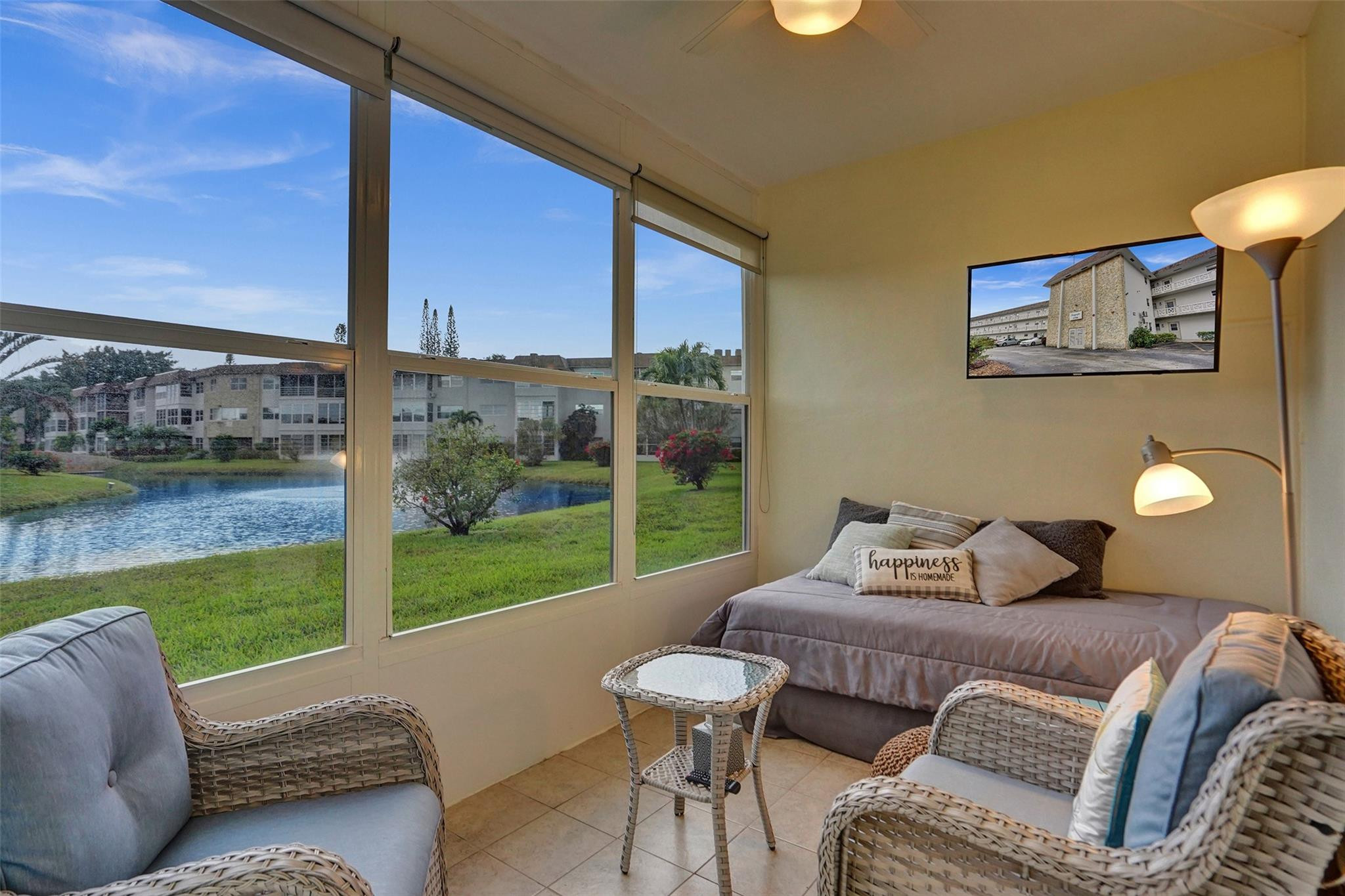 SEAGRAPE GARDENS CONDO - Residential