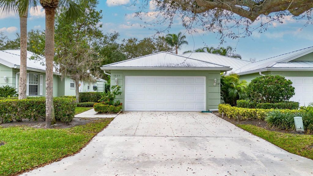 Photo of 1625 SW Waterfall Boulevard, Palm City, FL 34990 (MLS # R11093716)
