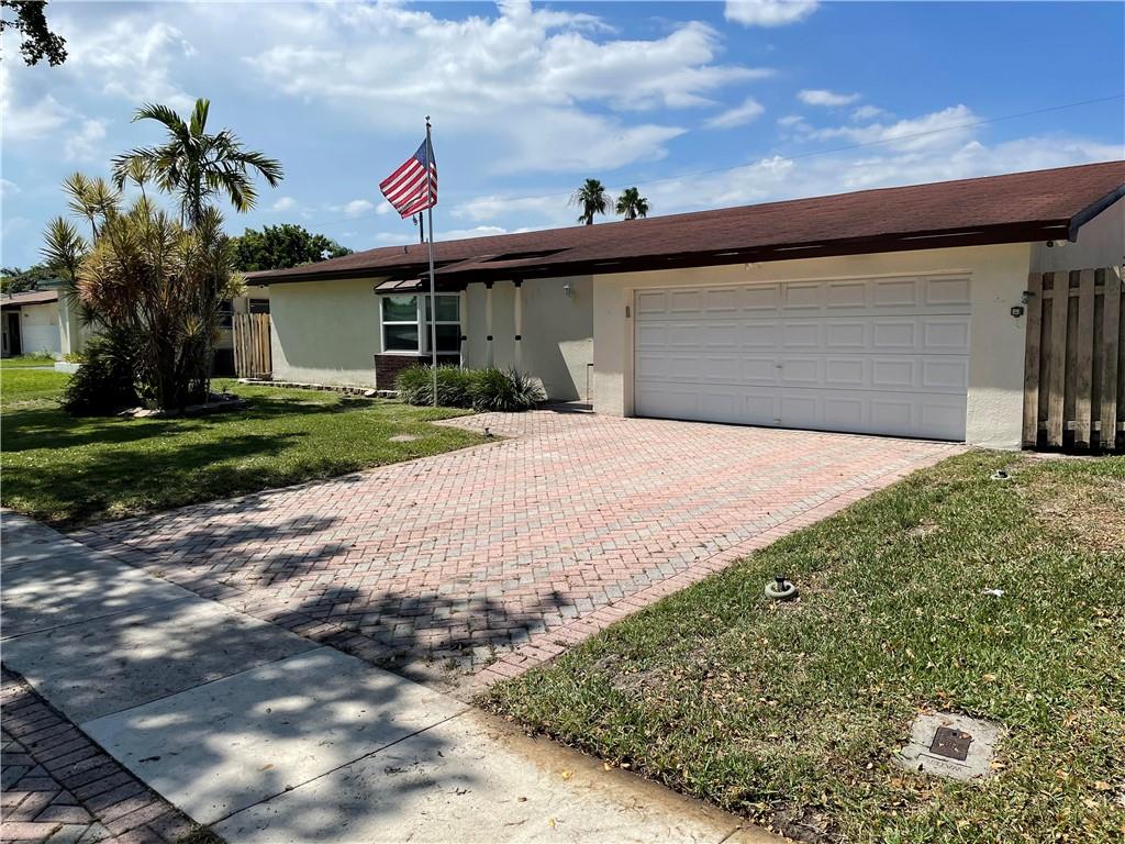 Sunrise Golf Village Sec - Residential