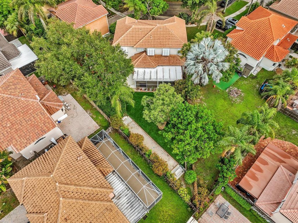 Newer Roof as of 2022 ~ Newer upstairs flooring including the steps ~ Updated kitchen appliances ~Fresh white paint throughout—your blank canvas awaits ~ Dual living areas & Soaring ceilings=room to breathe ~ 3 sets of sliders= seamless indoor-outdoor flow ~
Cabana bath = Pool-ready convenience ~
Claim the Largest interior lot—rare space and opportunity ~
Huge backyard = There aren't many lots where you can have a pool + space to play, garden, entertain, or expand to your hearts desire ~ Just 5 homes from clubhouse: Pool, Gym & Playground ~
1st street = quick access to gated entry ~
1 block to elementary school = less stress, more ease ~
Looking for an A Rated School District? Here it is!
Owners packed & ready = quick close possible
Be the Buyer who steps up and Wins Big!