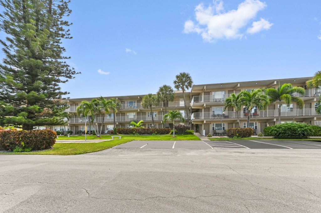 Photo of 3200 NE 7th Court #205b, Pompano Beach, FL 33062 (MLS # R11147082)