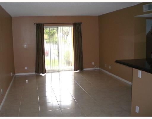 SOUTH PALM PLACE CONDO - Residential