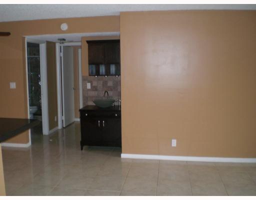 SOUTH PALM PLACE CONDO - Residential
